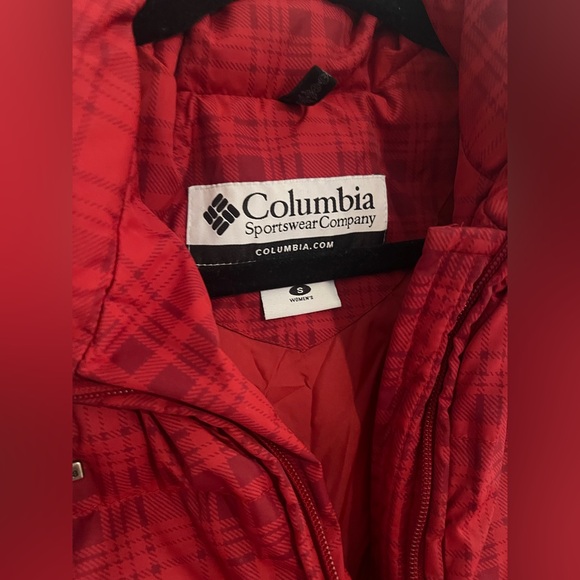 Columbia Women's Red Plaid Down and Feather Filled Jacket - Small - Picture 3 of 5